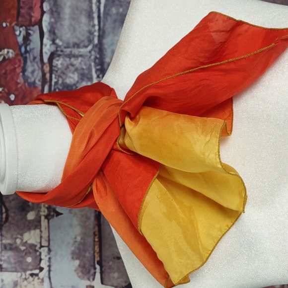 Set Of 2 Scarves - Picture 6 of 8